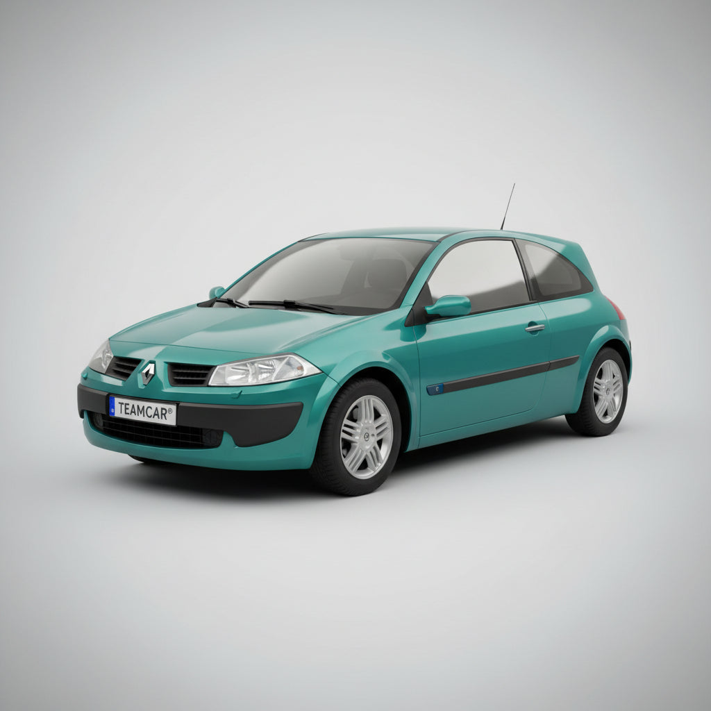 Renault Megane pe fundal gri.