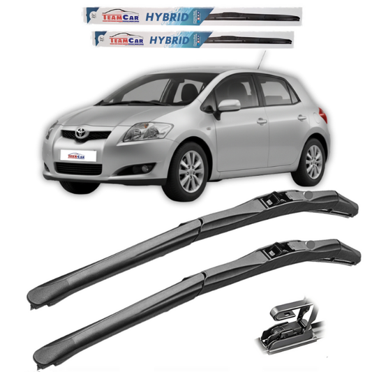 Car wipers with a silver Toyota Auris I 5 usi (E150, 2006–2012) in the background