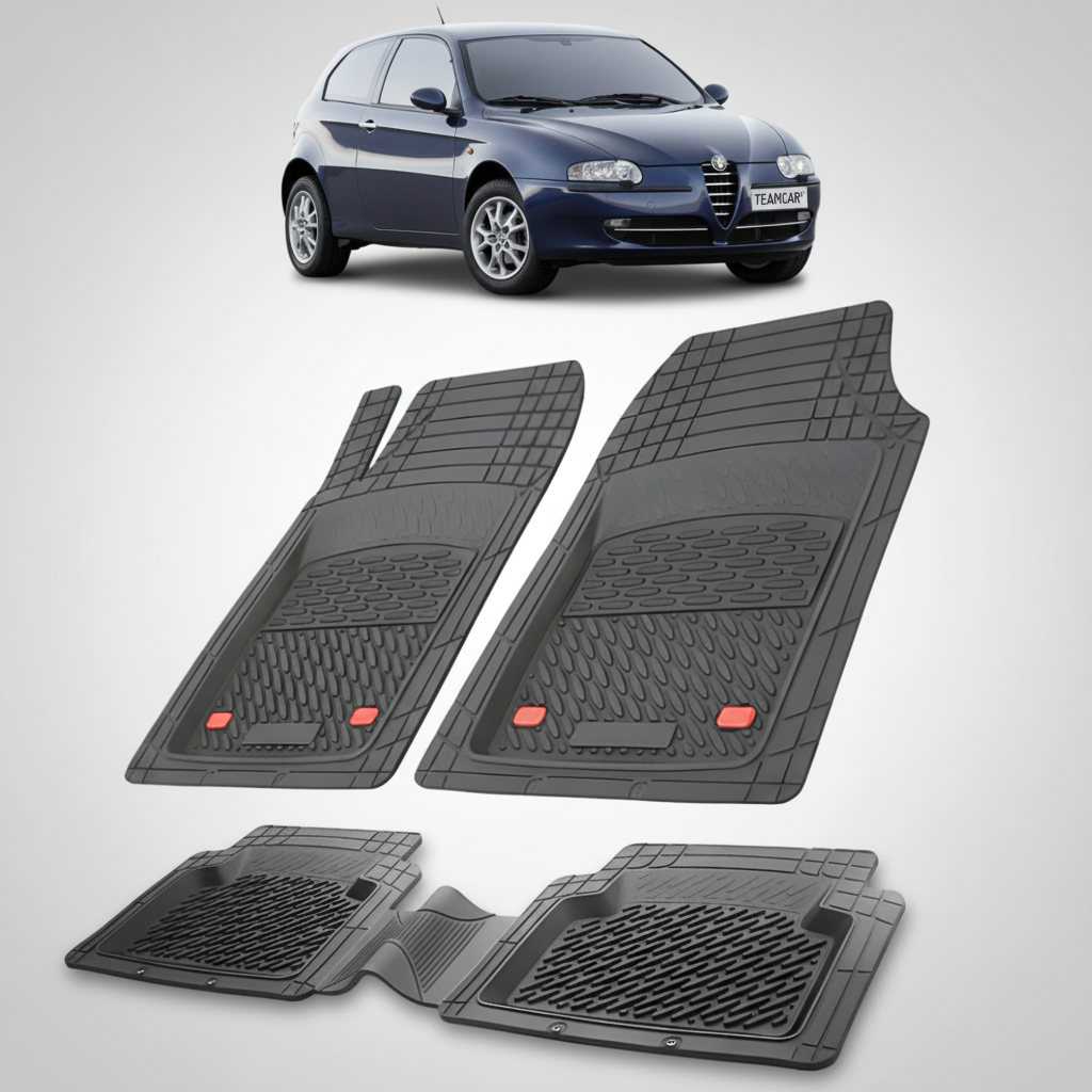 set de covorase din cauciuc negre cu o alfa romeo 147 albastra in fundal