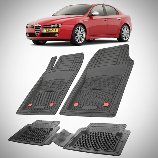 set de covorase din cauciuc negre cu o alfa romeo 159 rosie in fundal