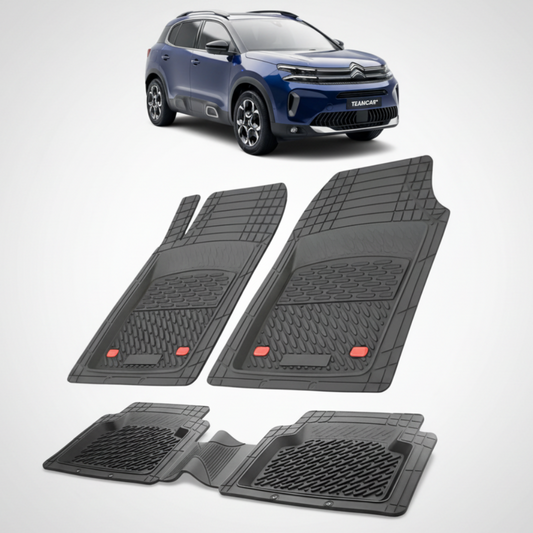set de covorase din cauciuc negre cu un citroen c5 aircross suv facelift albastru in fundal