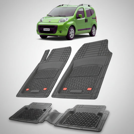 set de covorase din cauciuc negre cu un fiat qubo mpv  verde in fundal