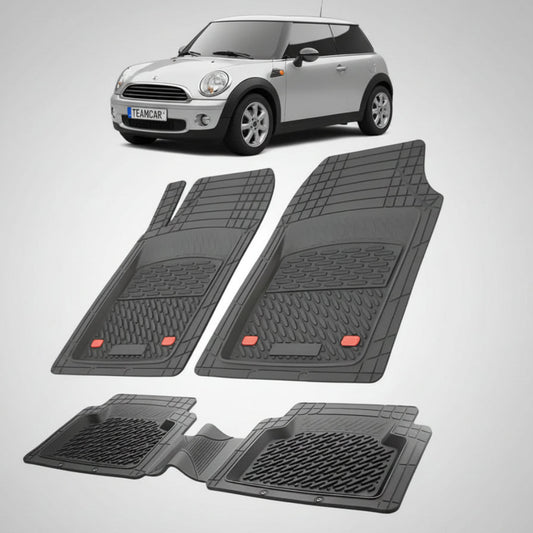 set de covorase din cauciuc negre cu un mini hatchback r56 alb in fundal