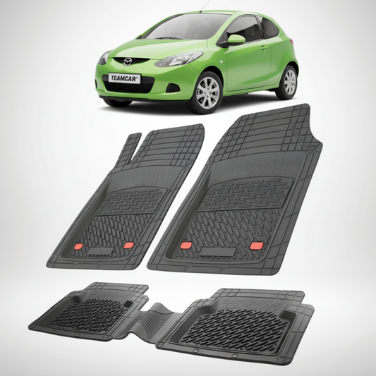 set de covorase din cauciuc negre cu o mazda 2 generatia ii verde in fundal