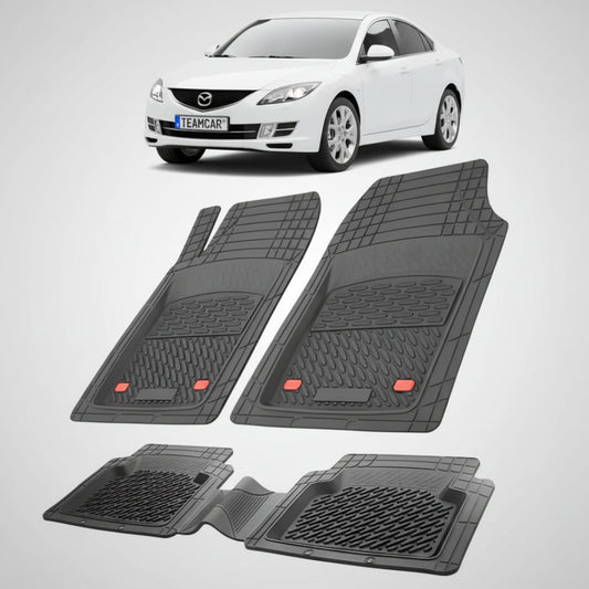 set de covorase din cauciuc negre cu o mazda 6 gh hatchback 5 usi alb in fundal