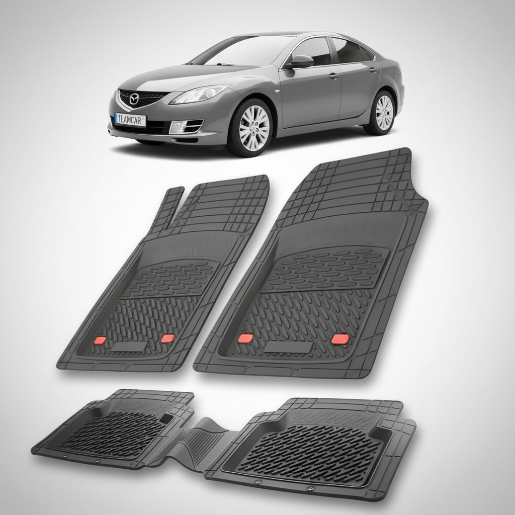 set de covorase din cauciuc negre cu o mazda 6 gh sedan gri inchis in fundal