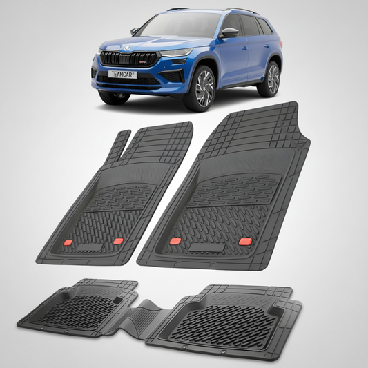 set de covorase din cauciuc negre cu o skoda kodiaq facelift albastra in fundal