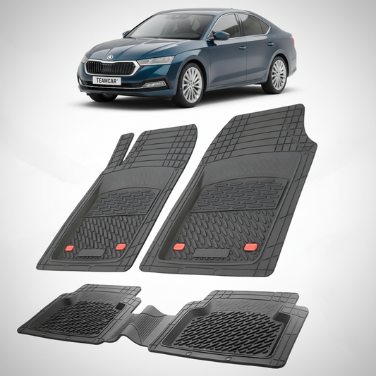 set de covorase din cauciuc negre cu o skoda octavia iv sedan albastru inchis in fundal