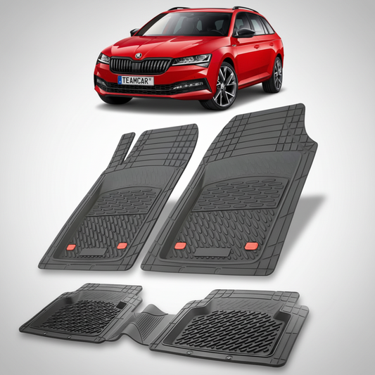 set de covorase din cauciuc negre cu o skoda superb iii combi facelift rosie in fundal
