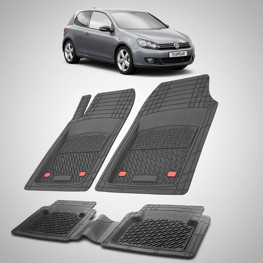 set de covorase din cauciuc negre cu un volkswagen golf 6 hatchback 3 usi gri inchis in fundal