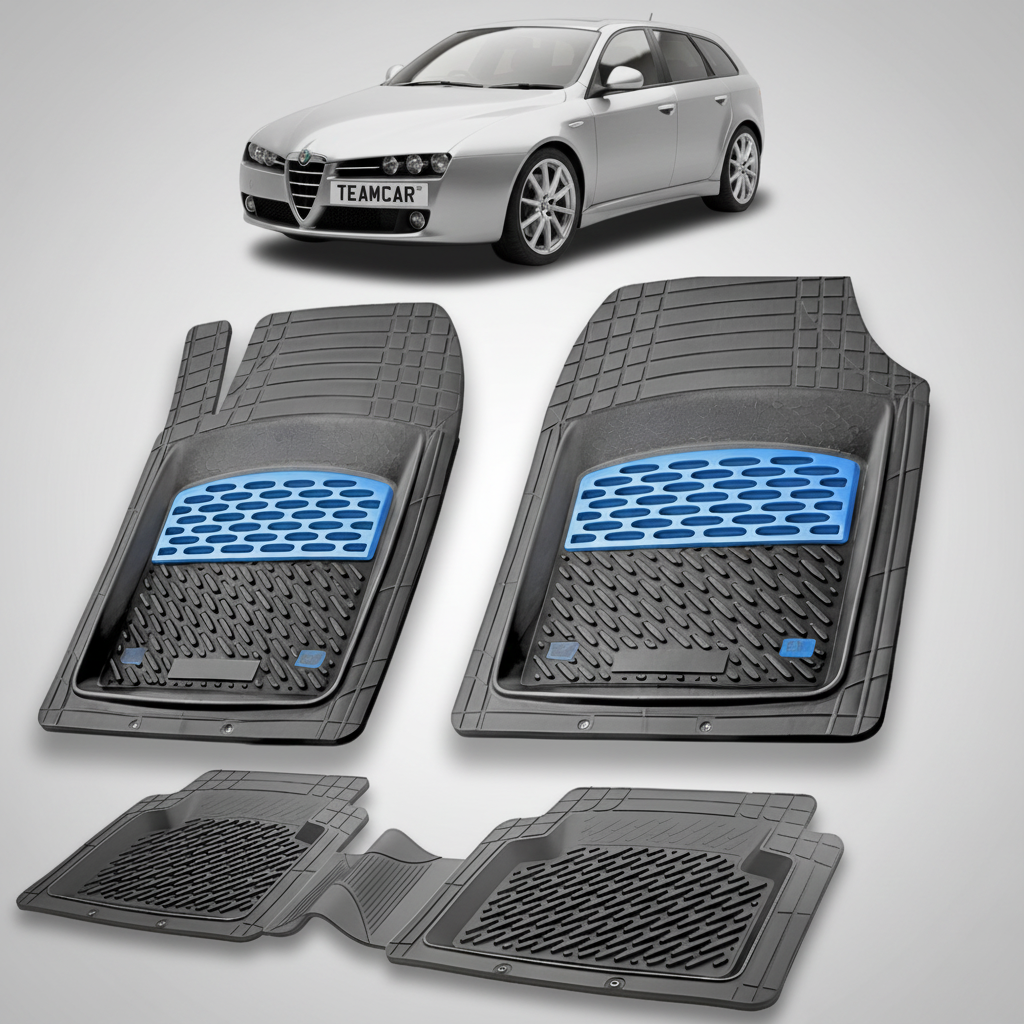 set de covorase din cauciuc negre cu accente albastre cu o alfa romeo 159 sportwagon argintie in fundal