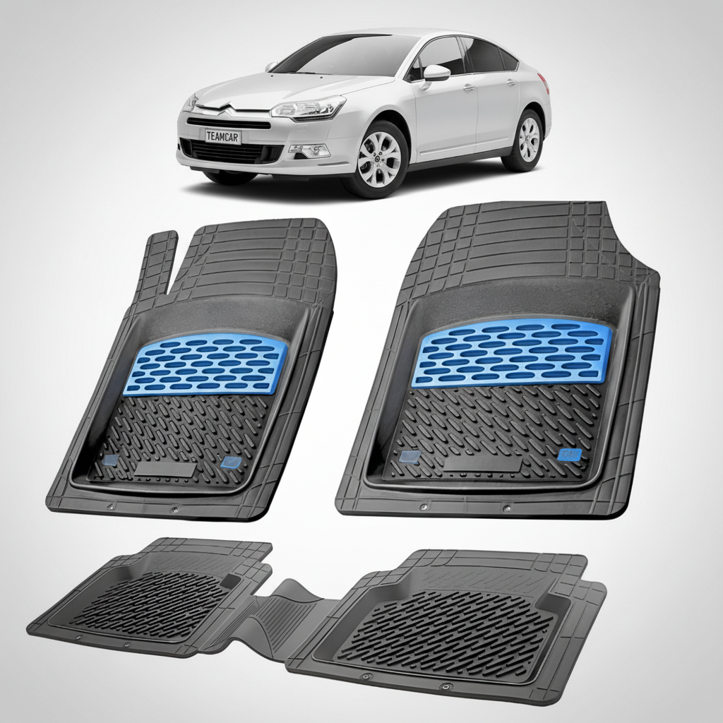 set de covorase din cauciuc negre cu accente albastre cu un citroen c5 sedan gen2 argintiu in fundal