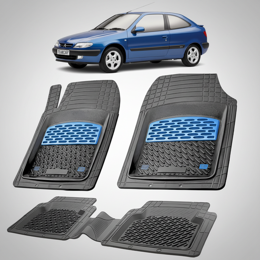 set de covorase din cauciuc negre cu accente albastre cu un citroen xsara generatia i albastru in fundal