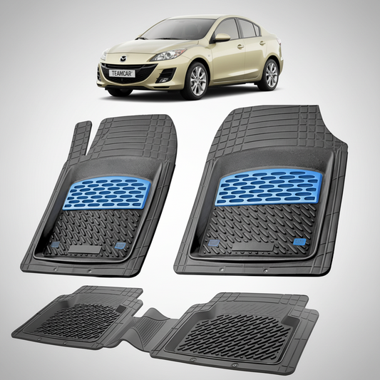set de covorase din cauciuc negre cu accente albastre cu o mazda 3 bl sedan auriu in fundal