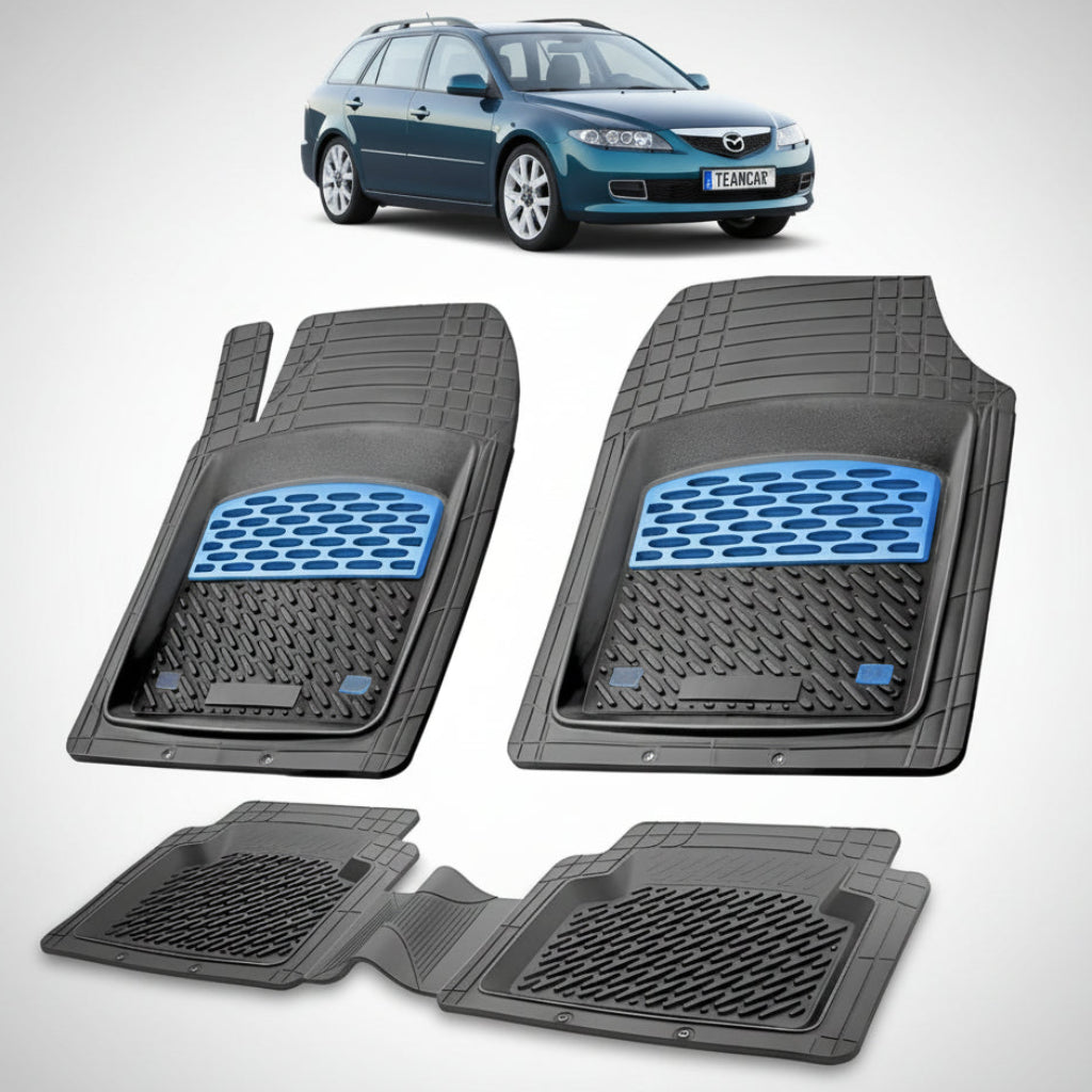 set de covorase din cauciuc negre cu accente albastre cu o mazda 6 gy facelift combi albastru inchis in fundal