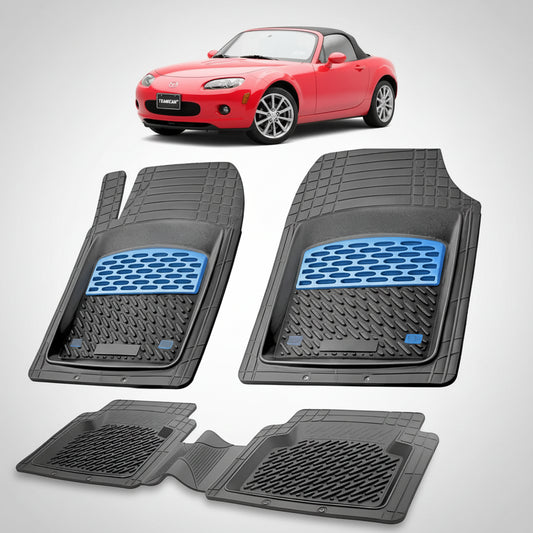 set de covorase din cauciuc negre cu accente albastre cu o mazda mx-5 nc soft top rosie in fundal