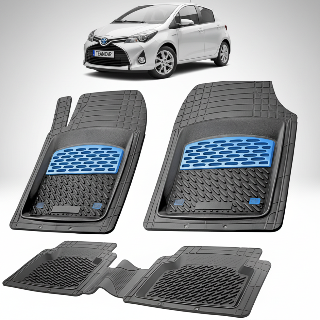 set de covorase din cauciuc negre cu accente albastre cu o toyota yaris xp130 hatchback alba in fundal