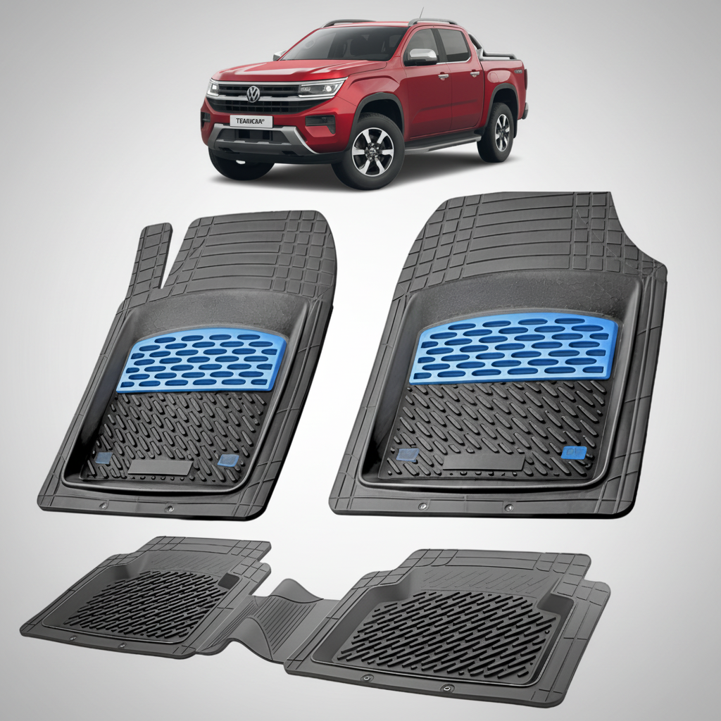 set de covorase din cauciuc negre cu accente albastre cu un volkswagen amarok 2 pickup rosu in fundal