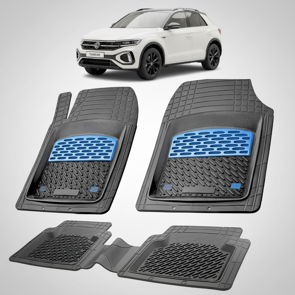 set de covorase din cauciuc negre cu accente albastre cu un volkswagen t-roc alb in fundal