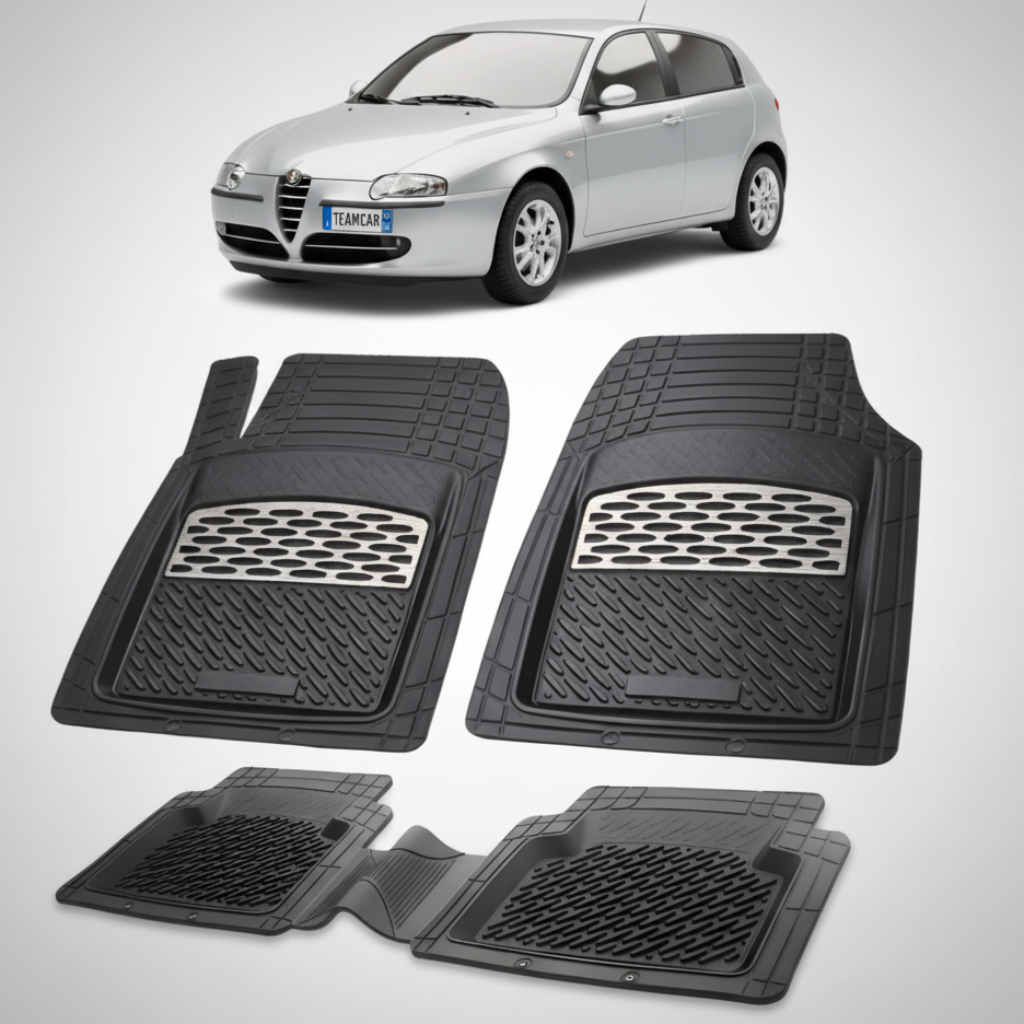 set de covorase din cauciuc negre cu accente gri cu o alfa romeo 147 hatchback argintiu in fundal