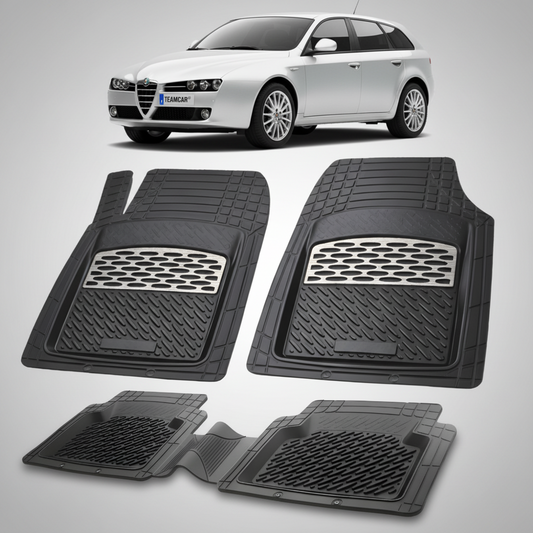 set de covorase din cauciuc negre cu accente gri cu o alfa romeo 159 sportwagon argintie in fundal