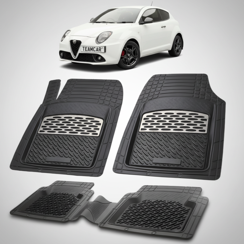 Fekete gumiszőnyegek szürke díszítéssel, a háttérben egy fehér Alfa Romeo Mito ferdehátúval