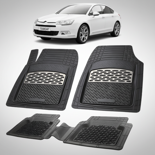 set de covorase din cauciuc negre cu accente gri cu un citroen c5 generatia ii alb in fundal
