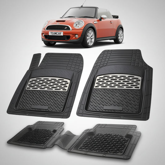 set de covorase din cauciuc negre cu accente gri cu un mini convertible r57 portocalie in fundal