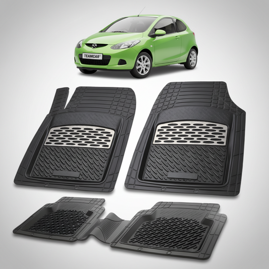 set de covorase din cauciuc negre cu accente gri cu o mazda 2 generatia ii verde in fundal