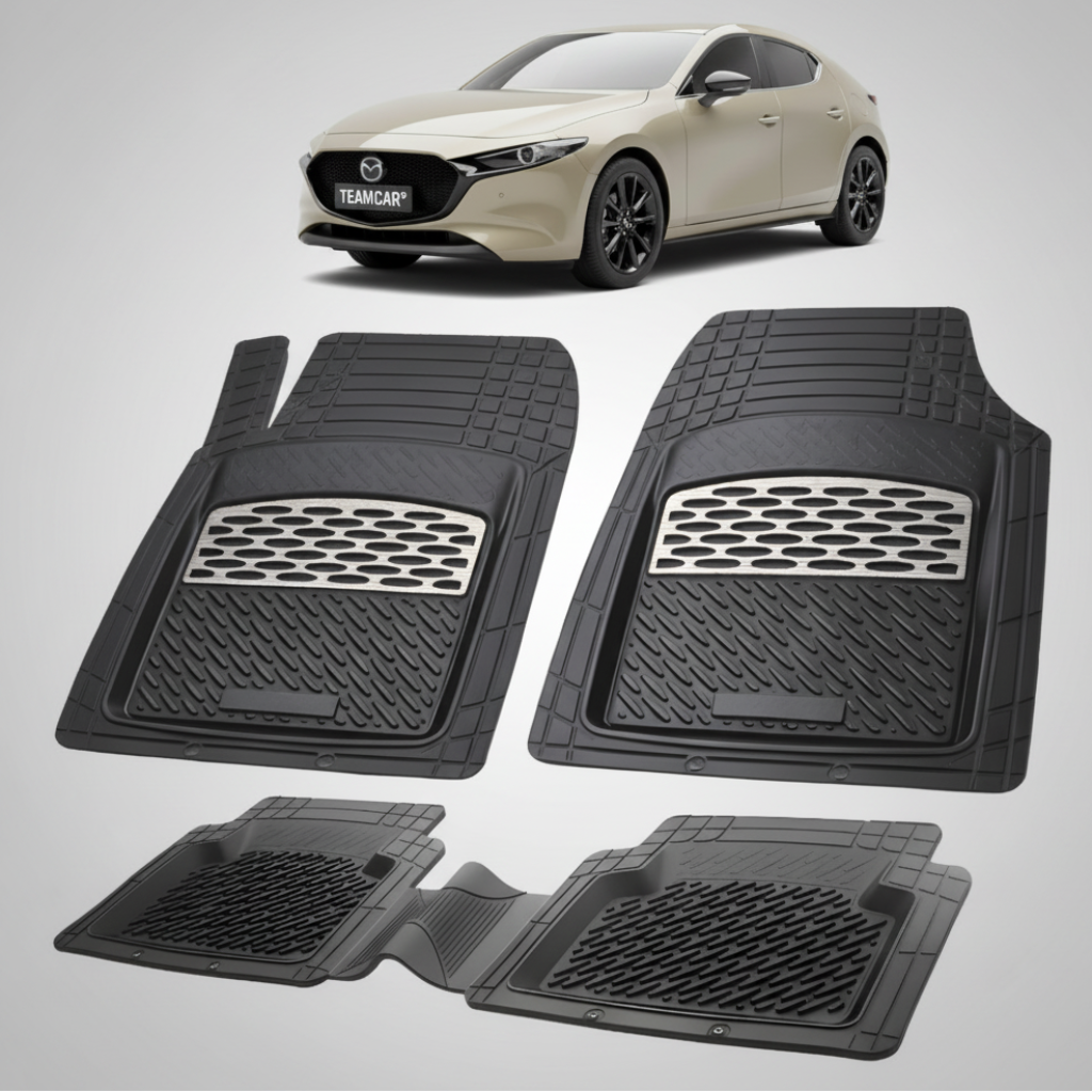set de covorase din cauciuc negre cu accente gri cu o mazda 3 bp facelift hatchback 5 usi bej-gri in fundal