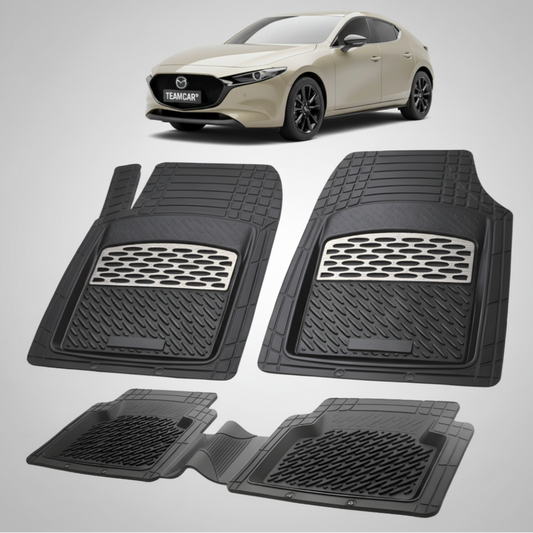 set de covorase din cauciuc negre cu accente gri cu o mazda 3 bp facelift hatchback 5 usi bej-gri in fundal