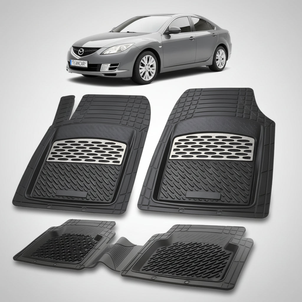 set de covorase din cauciuc negre cu accente gri cu o mazda 6 gh sedan gri inchis in fundal