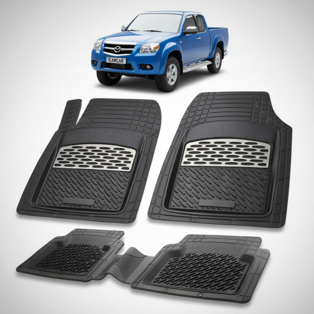 set de covorase din cauciuc negre cu accente gri cu o mazda tb-50 j97 facelift pick-up albastru in fundal