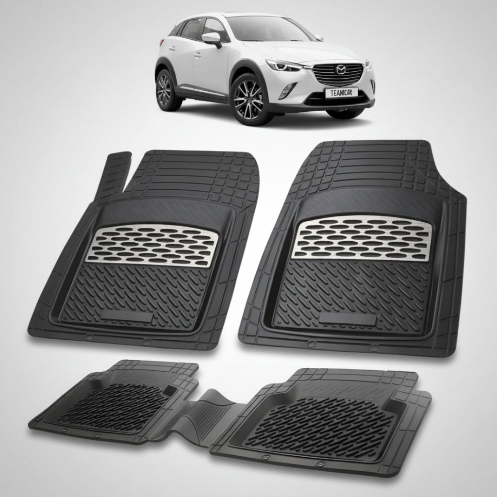set de covorase din cauciuc negre cu accente gri cu o mazda cx-3 dk facelift suv alba in fundal