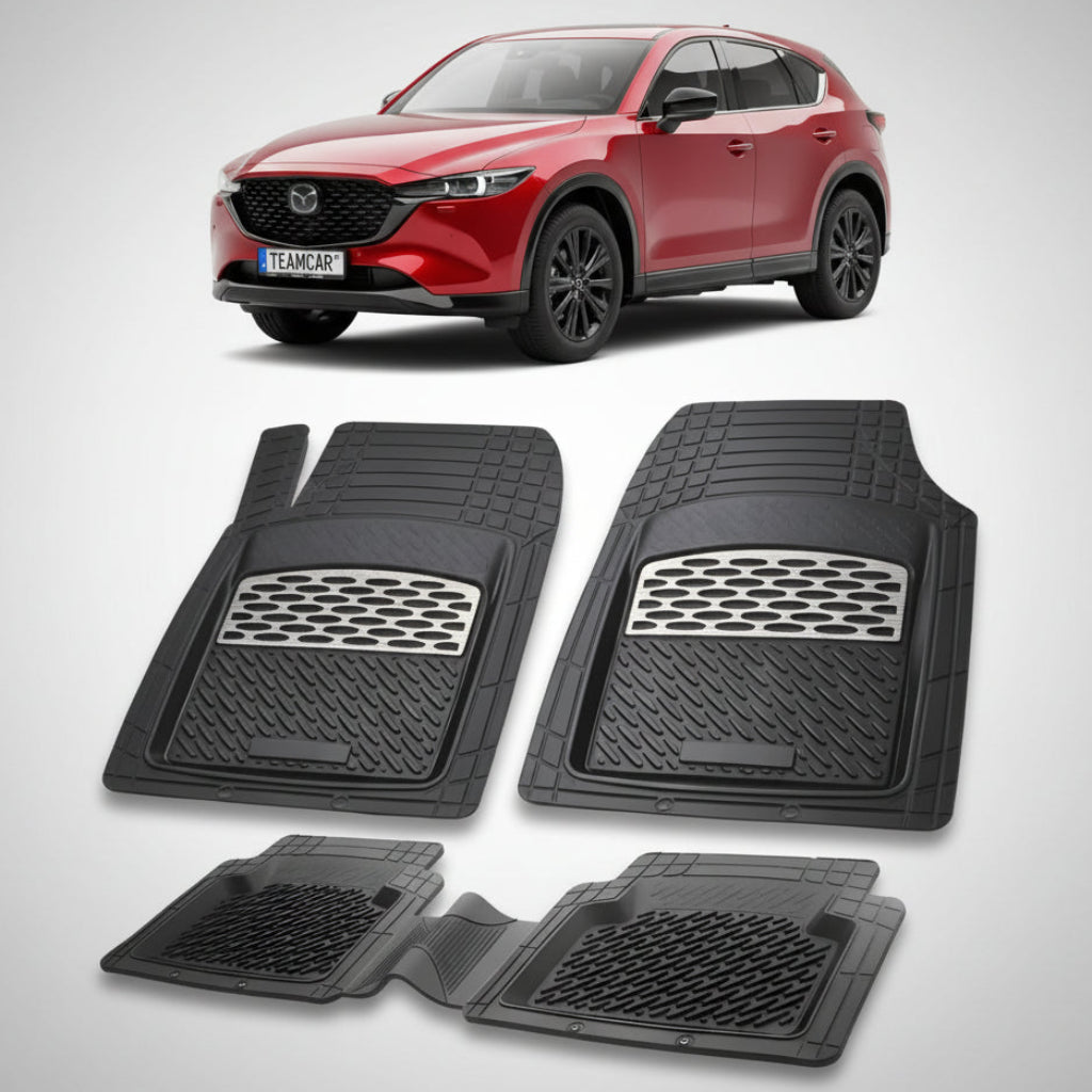 set de covorase din cauciuc negre cu accente gri cu o mazda cx-5 kf facelift suv rosie in fundal