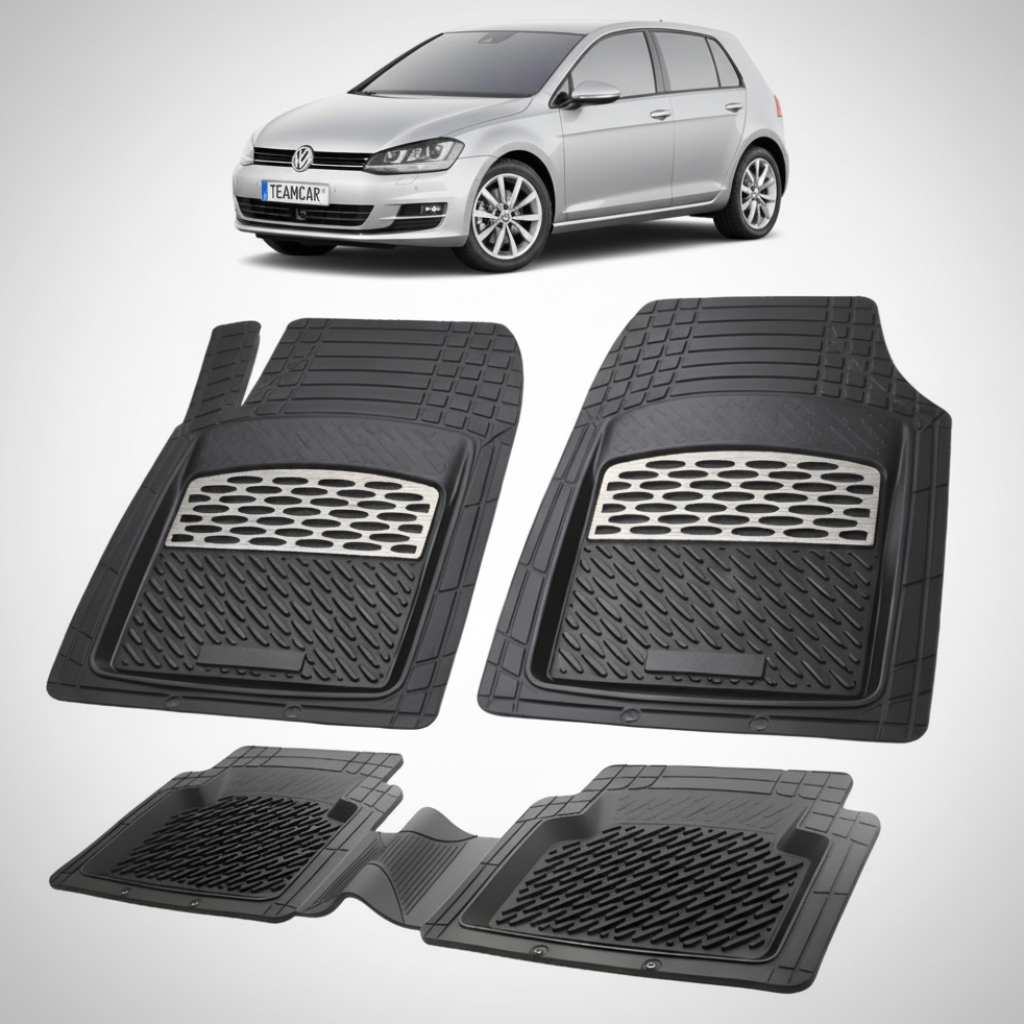 set de covorase din cauciuc negre cu accente gri cu un volkswagen  golf 7 hatchback gri deschis in fundal