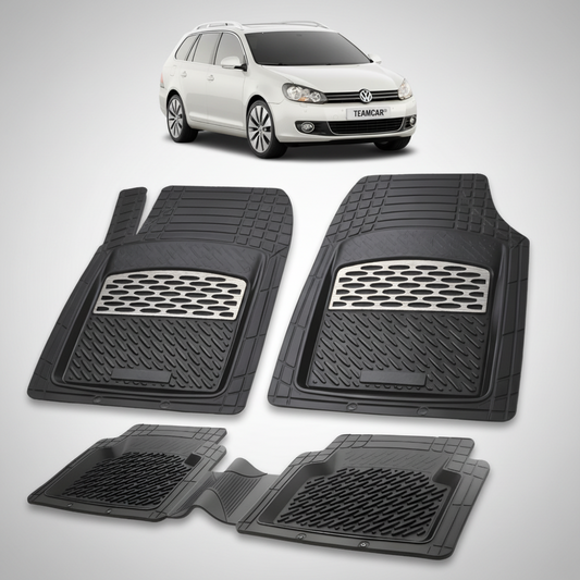 set de covorase din cauciuc negre cu accente gri cu un volkswagen golf 6 variant argintiu in fundal
