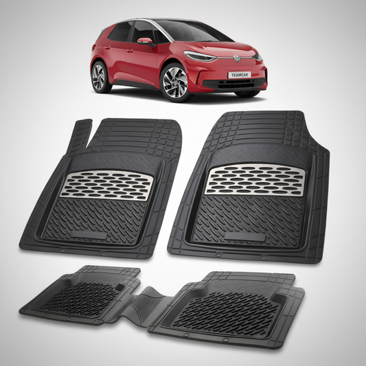 set de covorase din cauciuc negre cu accente gri cu un volkswagen id.3 e11 electric hatchback  rosu in fundal