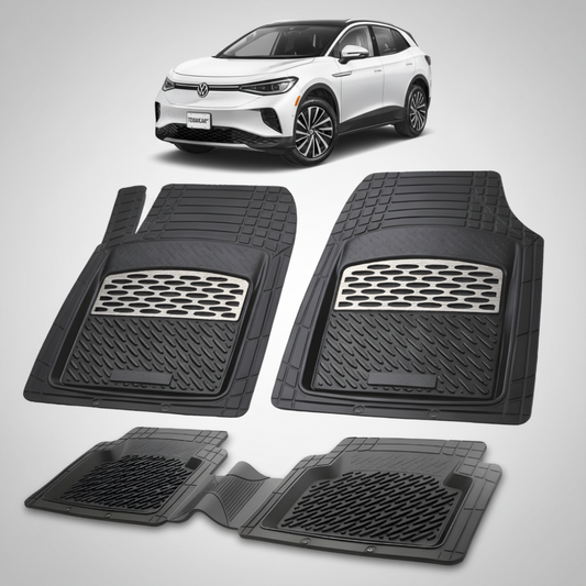 set de covorase din cauciuc negre cu accente gri cu un volkswagen id.4 e21 electric suv alb in fundal