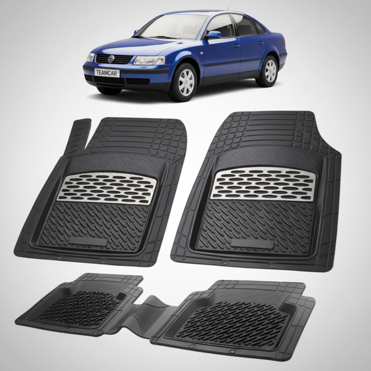 set de covorase din cauciuc negre cu accente gri cu un volkswagen  passat b5 sedan albastru in fundal