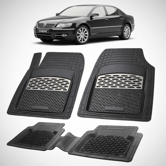 set de covorase din cauciuc negre cu accente gri cu un volkswagen phaeton negru in fundal