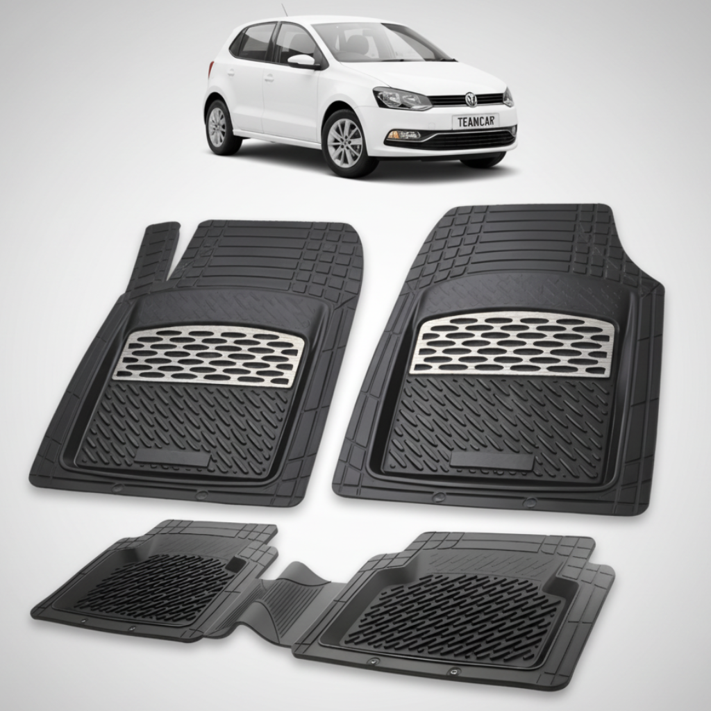 set de covorase din cauciuc negre cu accente gri cu un volkswagen polo v hatchback alb in fundal