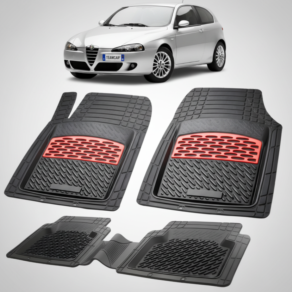 set de covorase din cauciuc negre cu accente rosii cu o alfa romeo 147 hatchback argintiu in fundal