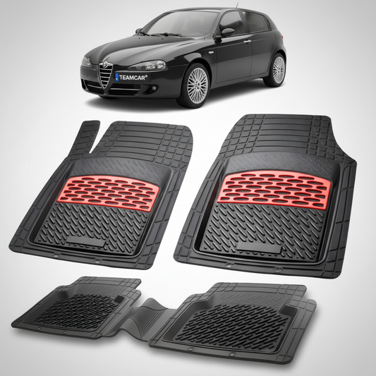 set de covorase din cauciuc negre cu accente rosii cu o alfa romeo 147 hatchback negru in fundal