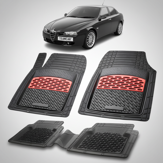 set de covorase din cauciuc negre cu accente rosii cu o alfa romeo 156 sedan negru in fundal