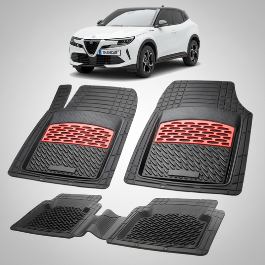 set de covorase din cauciuc negre cu accente rosii cu o alfa romeo junior suv alb in fundal