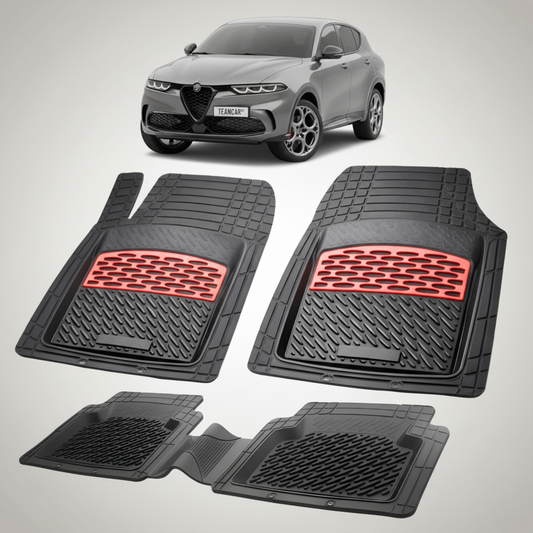 set de covorase din cauciuc negre cu accente rosii cu o alfa romeo tonale gri in fundal