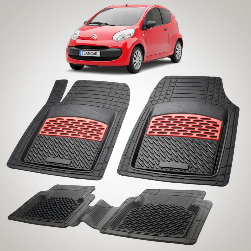 set de covorase din cauciuc negre cu accente rosii cu o un citroen c1 hatchback pre-facelift rosu in fundal