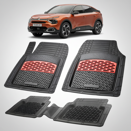 set de covorase din cauciuc negre cu accente rosii cu o un citroen c4 hatchback/crossover generatia 3 portocaliu in fundal