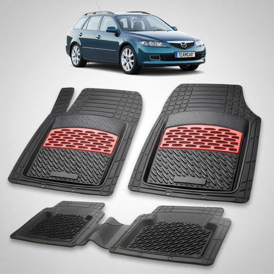 set de covorase din cauciuc negre cu accente rosii cu o mazda 6 gy facelift combi albastru inchis in fundal
